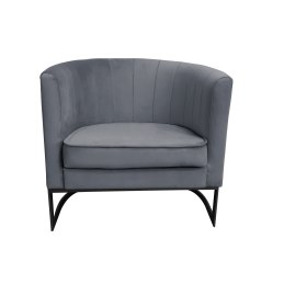 Fotel Glamour z welurowej tkaniny w kolorze szarym, z czarną metalową podstawą, szerokie oparcie z pionowymi żłobieniami.