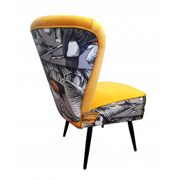 Fotel PRL tapicerowany welurem z metalowymi nogami