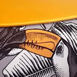 Fotel PRL tapicerowany welurem z metalowymi nogami